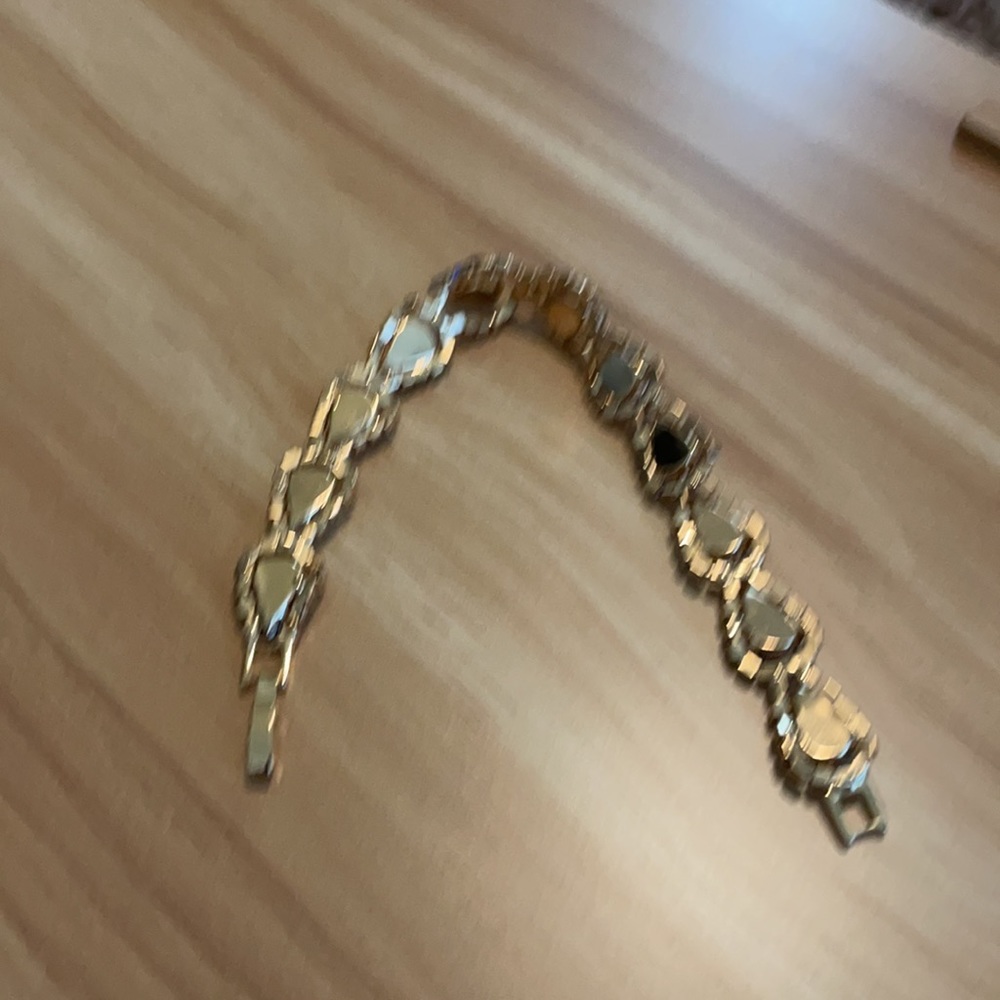 Sapphire teardrop Bracelet - Picture 4 of 6